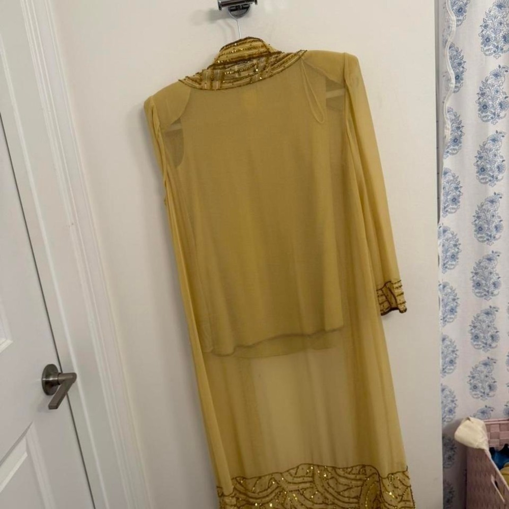 Vintage gold beaded sequin three-piece set โ top, skirtโ & kimono overlay - Picture 5 of 8